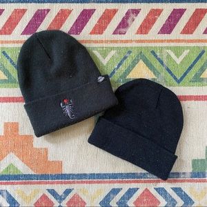 SOLD! CUTE BLACK BEANIES 🖤
